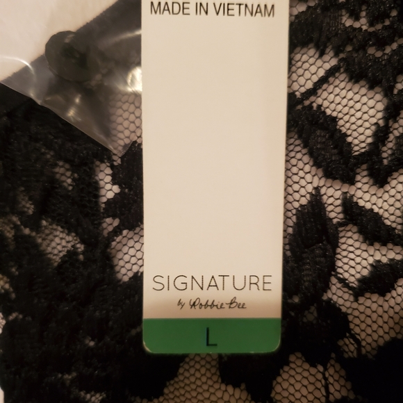 Robbie Bee black lace cardigan with a single button closure.  Womens  Lg. NWT - Picture 5 of 5